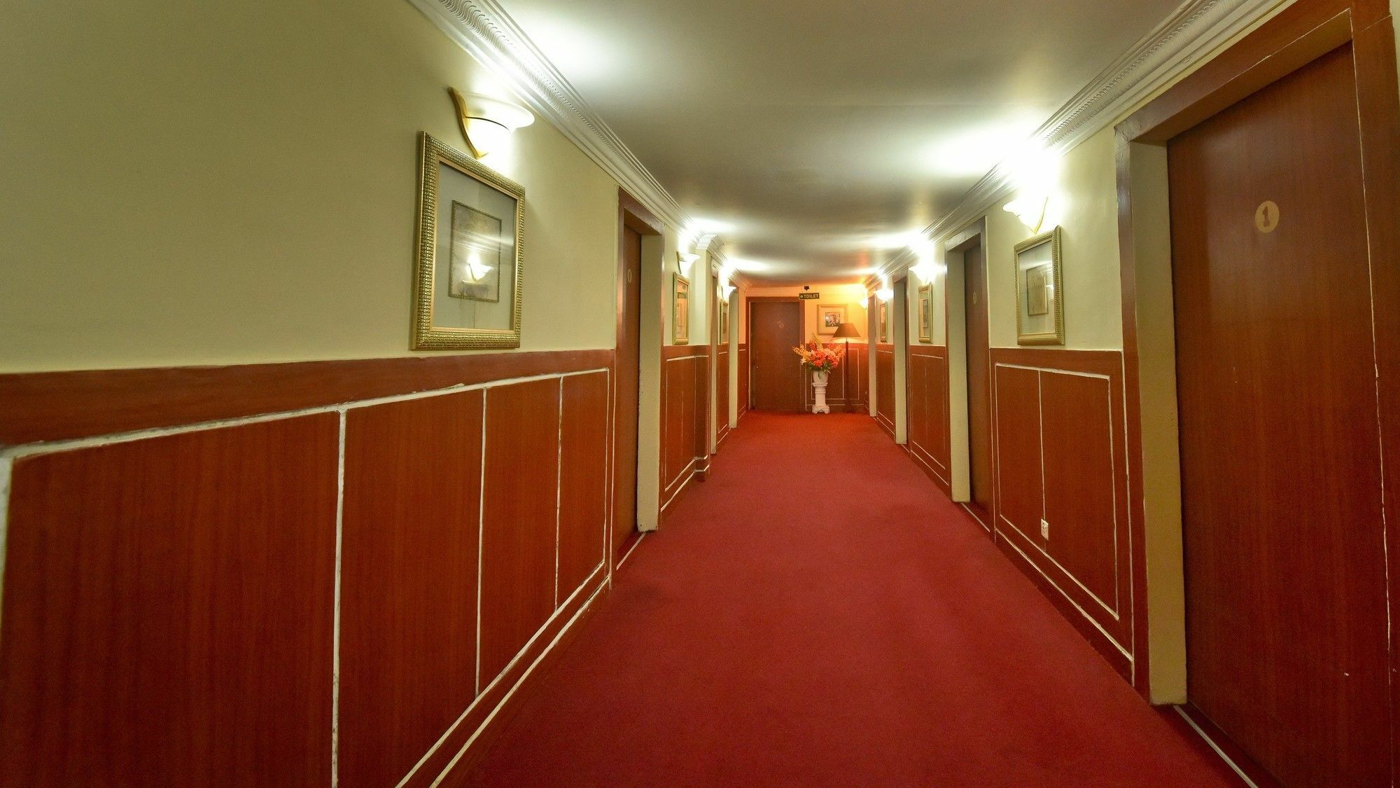 Juliana Hotel Colombo Eksteriør bilde
